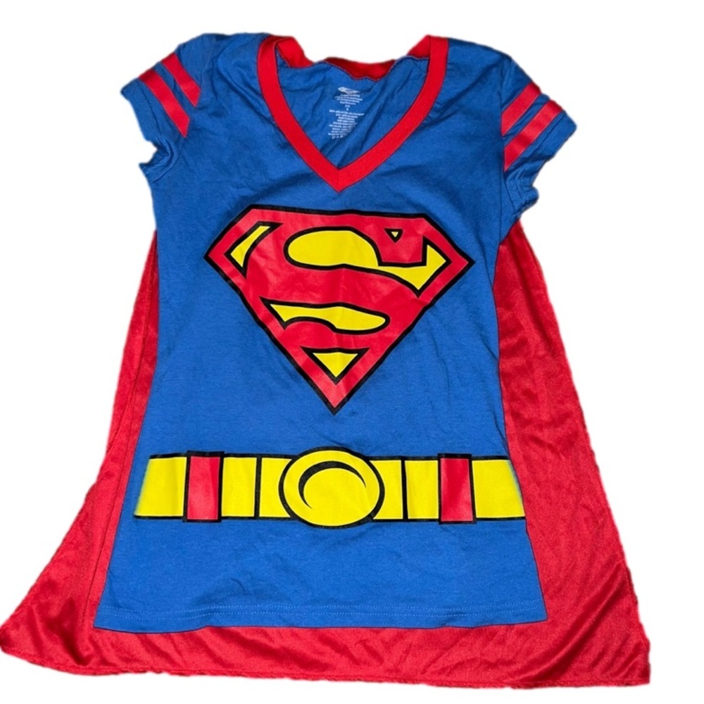 Women’s Superman / Superwoman shirt & detachable cape just add tights / leggings
